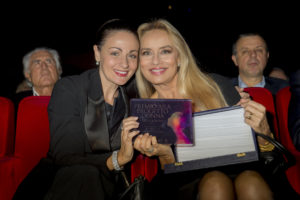 Patrizia de Santis e Gloria Guida premio